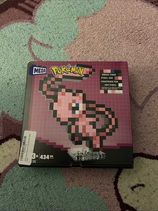 Mega Bloks Other - Mega Pokémon Mew Pixel Art Building Set - Pink